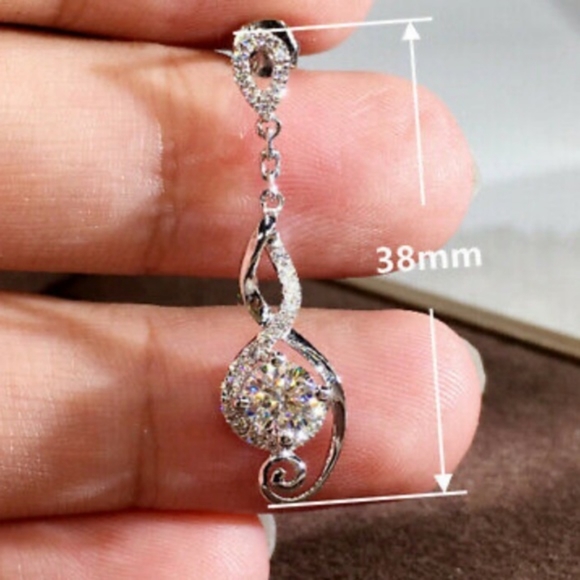 🎵NEW 925 Sterling Silver 🎶 Earrings - Picture 3 of 5